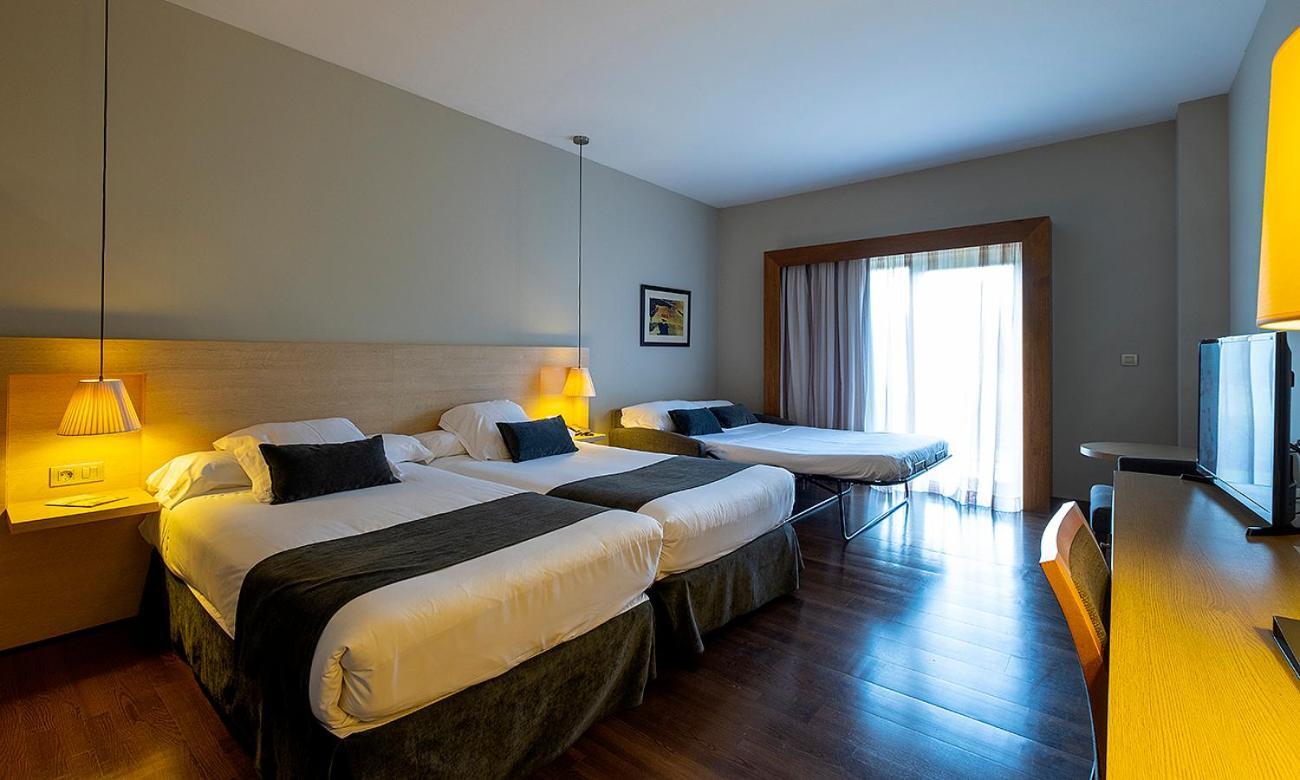 Hotel Spa Attica21 فيلالبا المظهر الخارجي الصورة